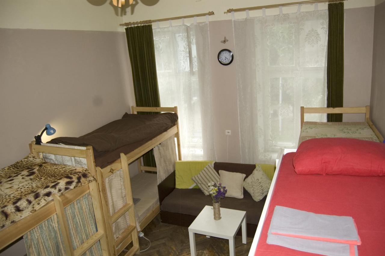 Hostel Drive Лвив Екстериор снимка