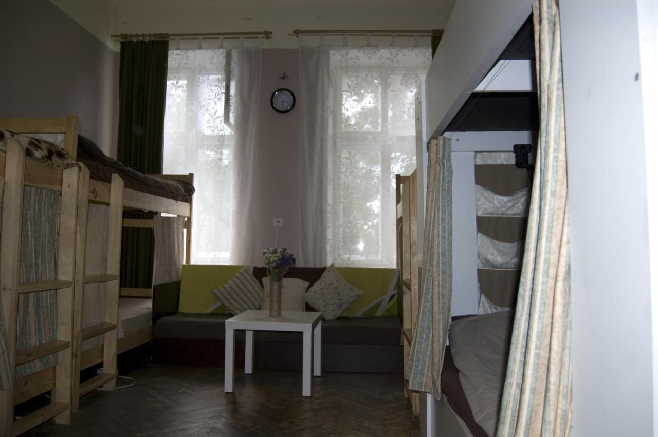 Hostel Drive Лвив Екстериор снимка