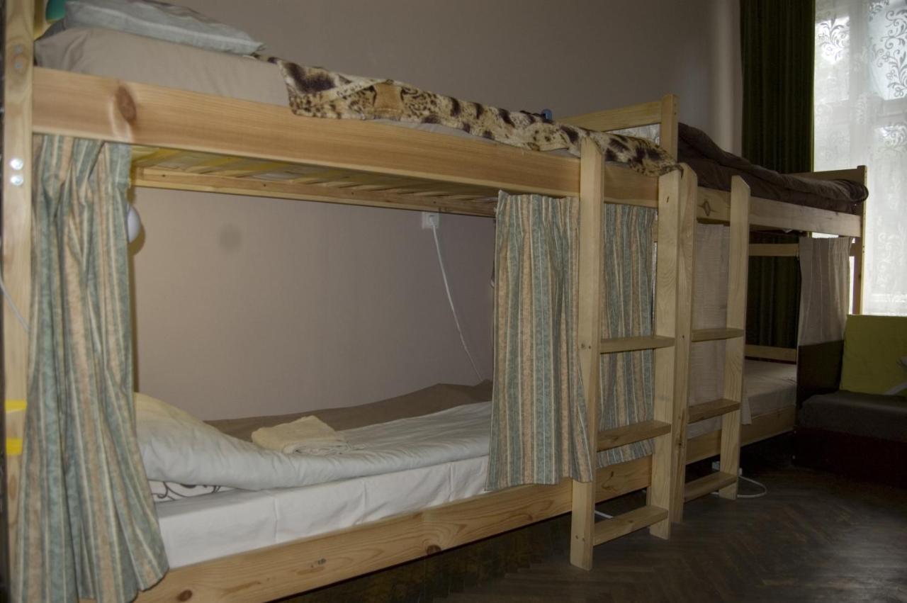 Hostel Drive Лвив Екстериор снимка